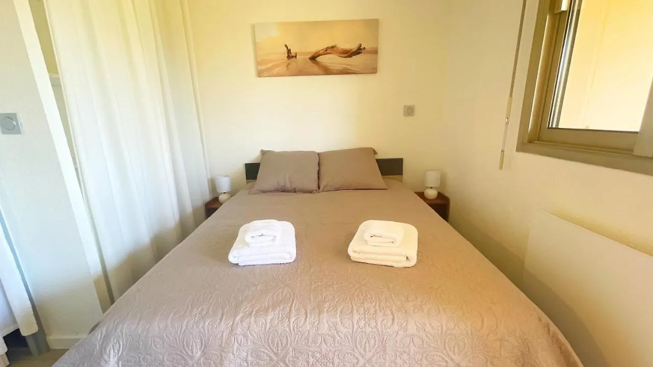 Eden Beach Cagnes-sur-Mer 0*,  France